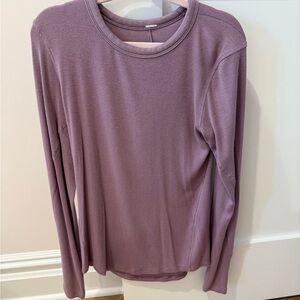 Women's Hold Tight Long Sleeve LuLulemon 
Sz 4